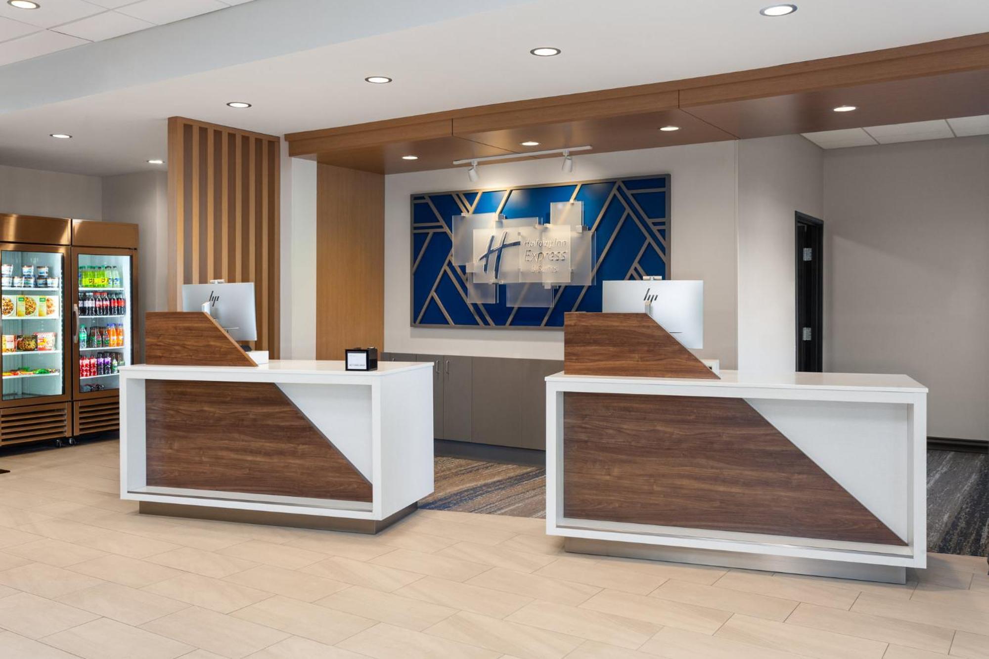Holiday Inn Express & Suites Reedsburg - Dells Area By Ihg Zewnętrze zdjęcie