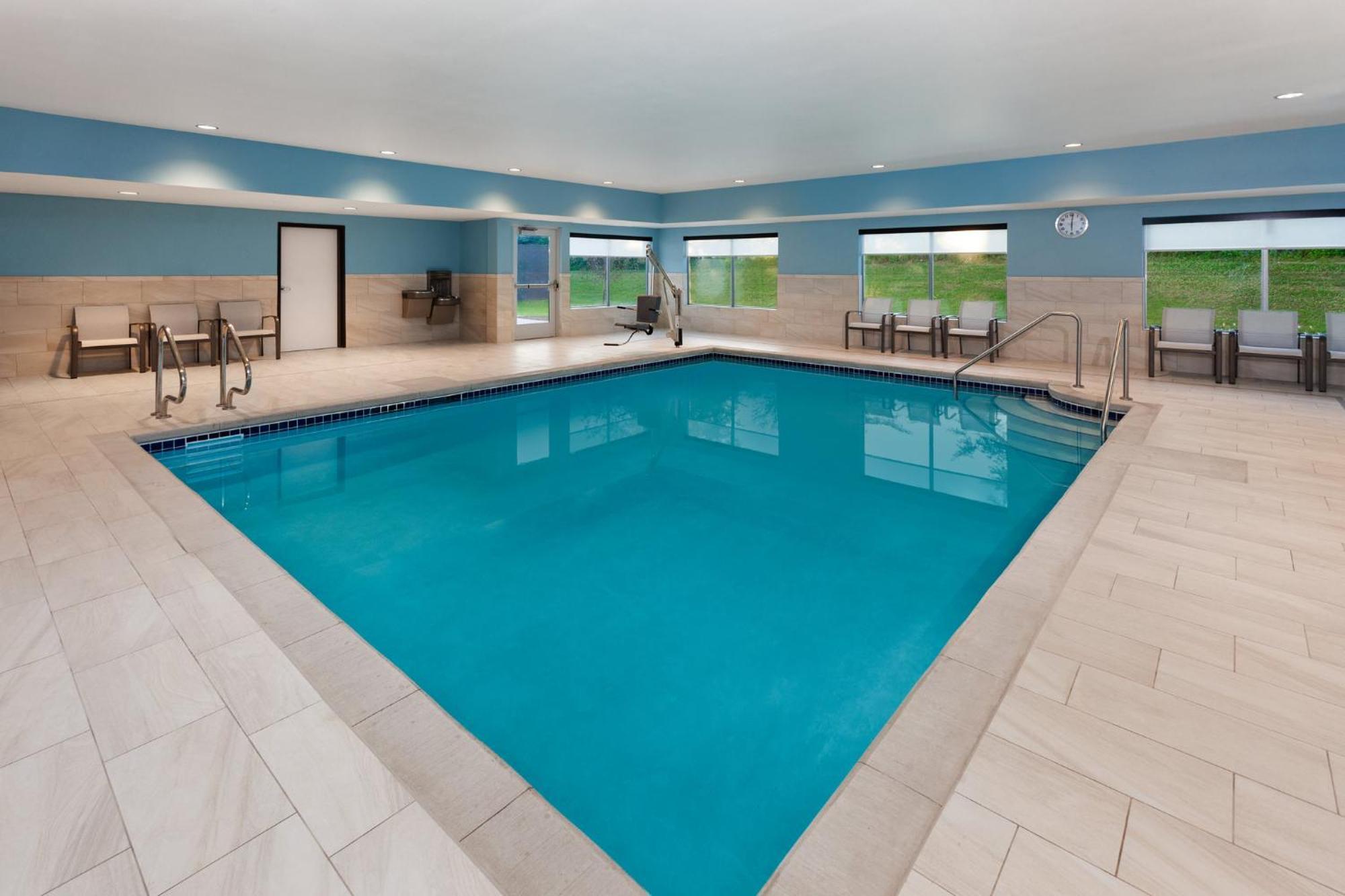Holiday Inn Express & Suites Reedsburg - Dells Area By Ihg Zewnętrze zdjęcie