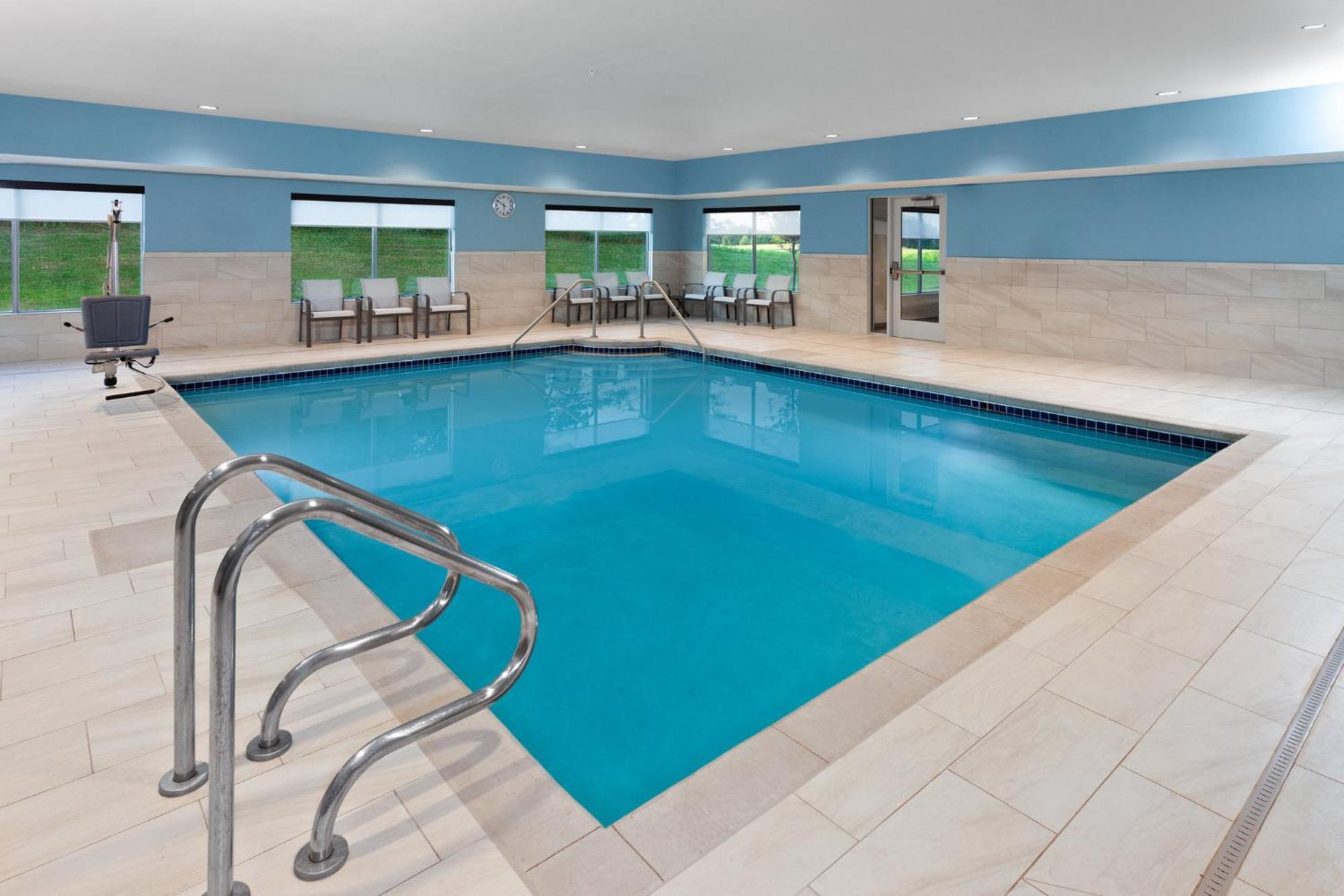 Holiday Inn Express & Suites Reedsburg - Dells Area By Ihg Zewnętrze zdjęcie