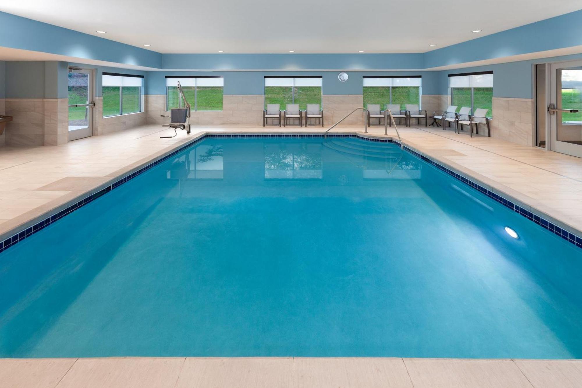 Holiday Inn Express & Suites Reedsburg - Dells Area By Ihg Zewnętrze zdjęcie
