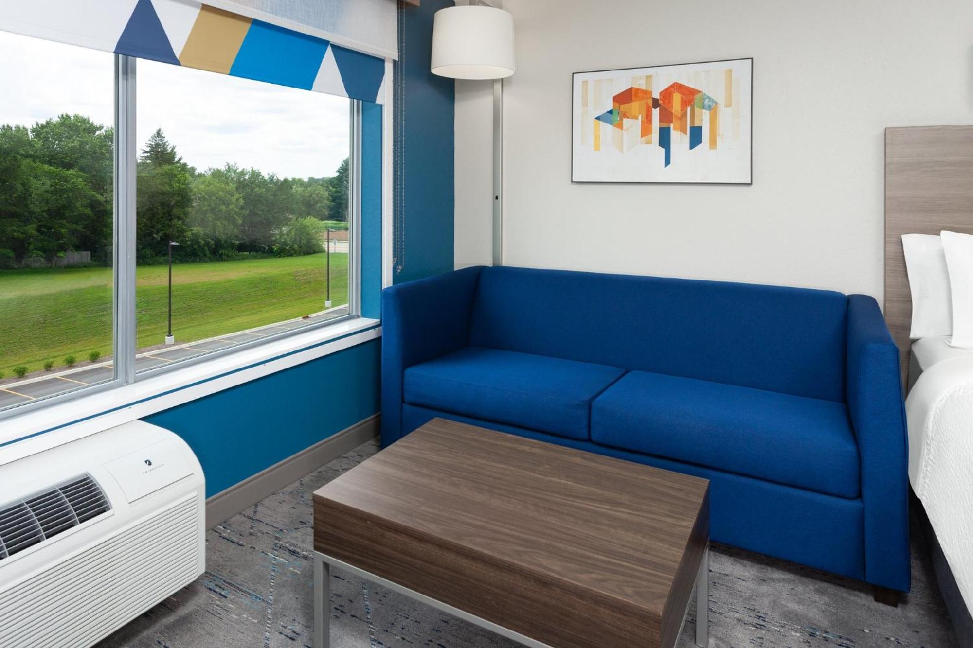 Holiday Inn Express & Suites Reedsburg - Dells Area By Ihg Zewnętrze zdjęcie